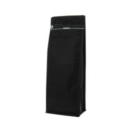 Flat bottom coffee pouch with front zipper - matt black